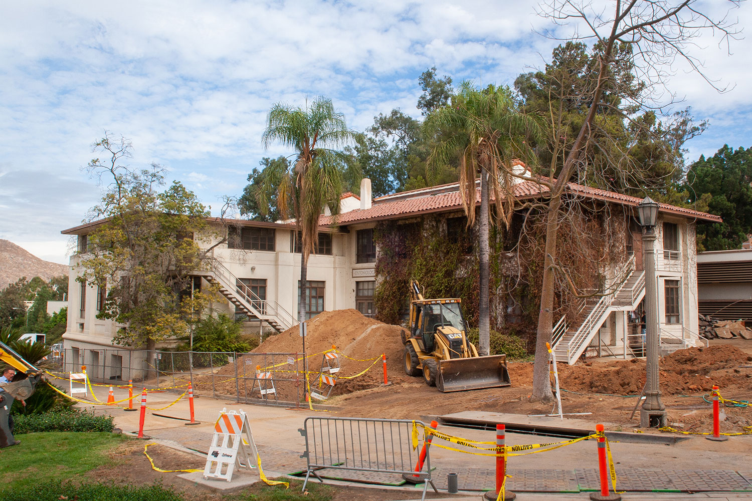 UCR Insectary and Quarantine Facility Construction | Center for ...
